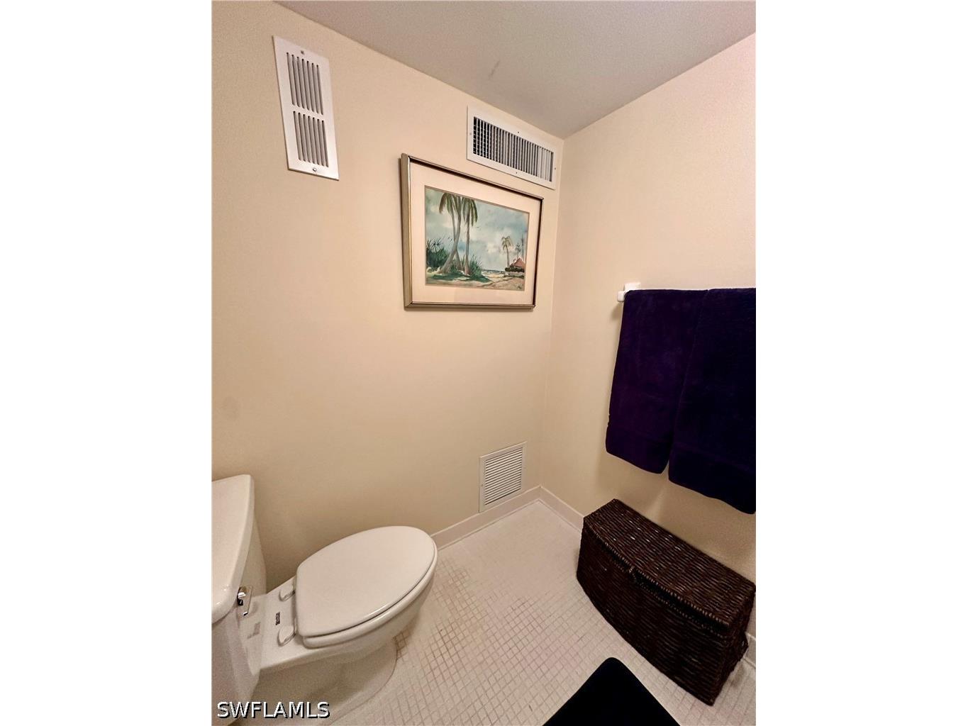 555 Park Shore Drive #B205 Naples FL 34103 226016692 image21