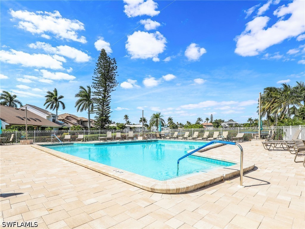555 Park Shore Drive #B205 Naples FL 34103 226016692 image33