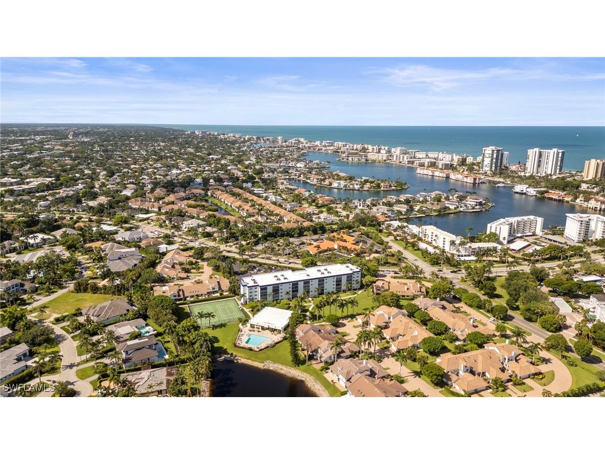 555 Park Shore Drive #B212 Naples FL 34103 225063066 image1