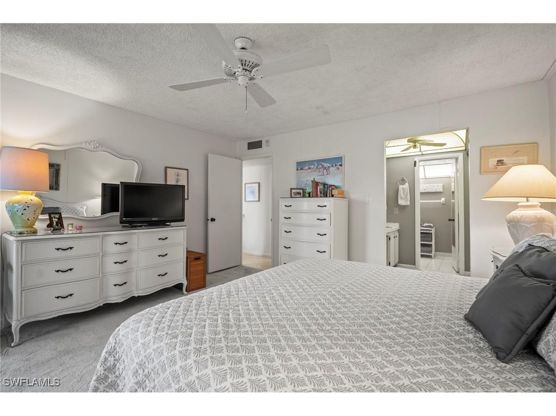 555 Park Shore Drive #B212 Naples FL 34103 225063066 image31