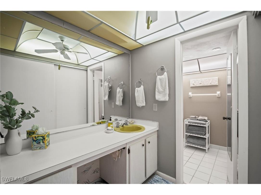 555 Park Shore Drive #B212 Naples FL 34103 225063066 image33