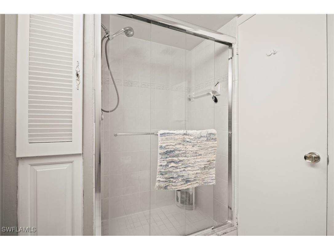 555 Park Shore Drive #B212 Naples FL 34103 225063066 image35