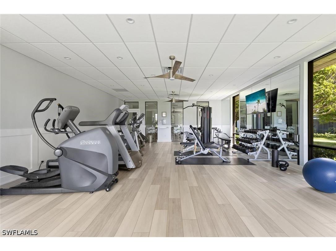 555 Park Shore Drive #B302 Naples FL 34103 226016701 image7
