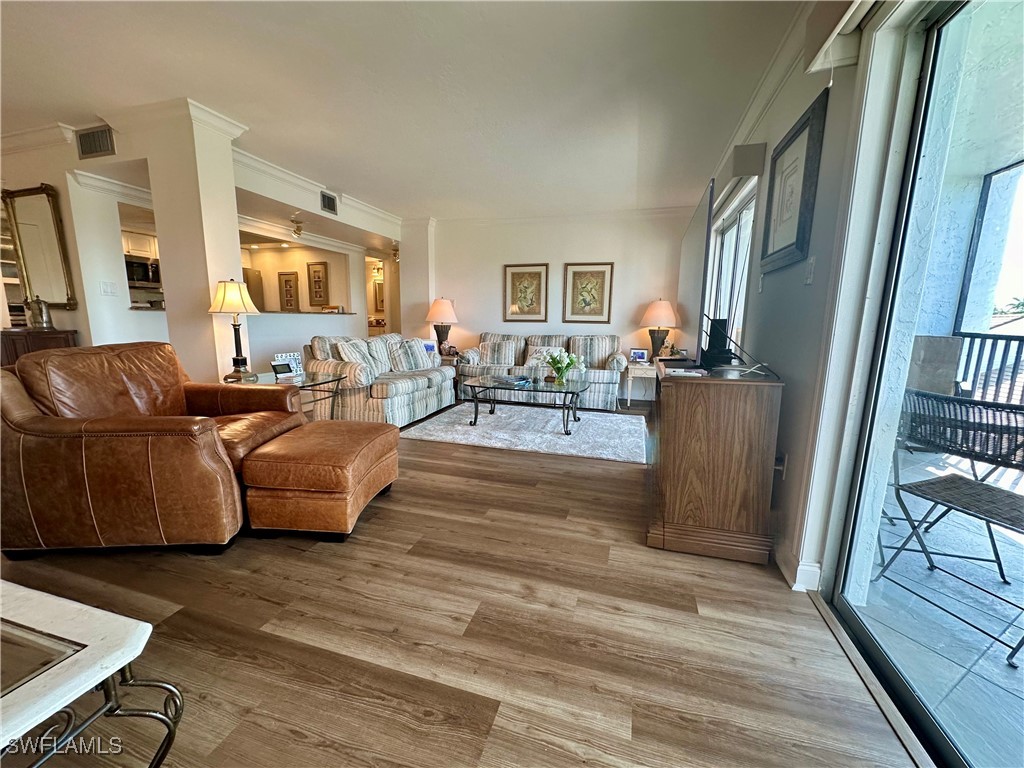 555 Park Shore Drive #B403 Naples FL 34103 225066524 image17