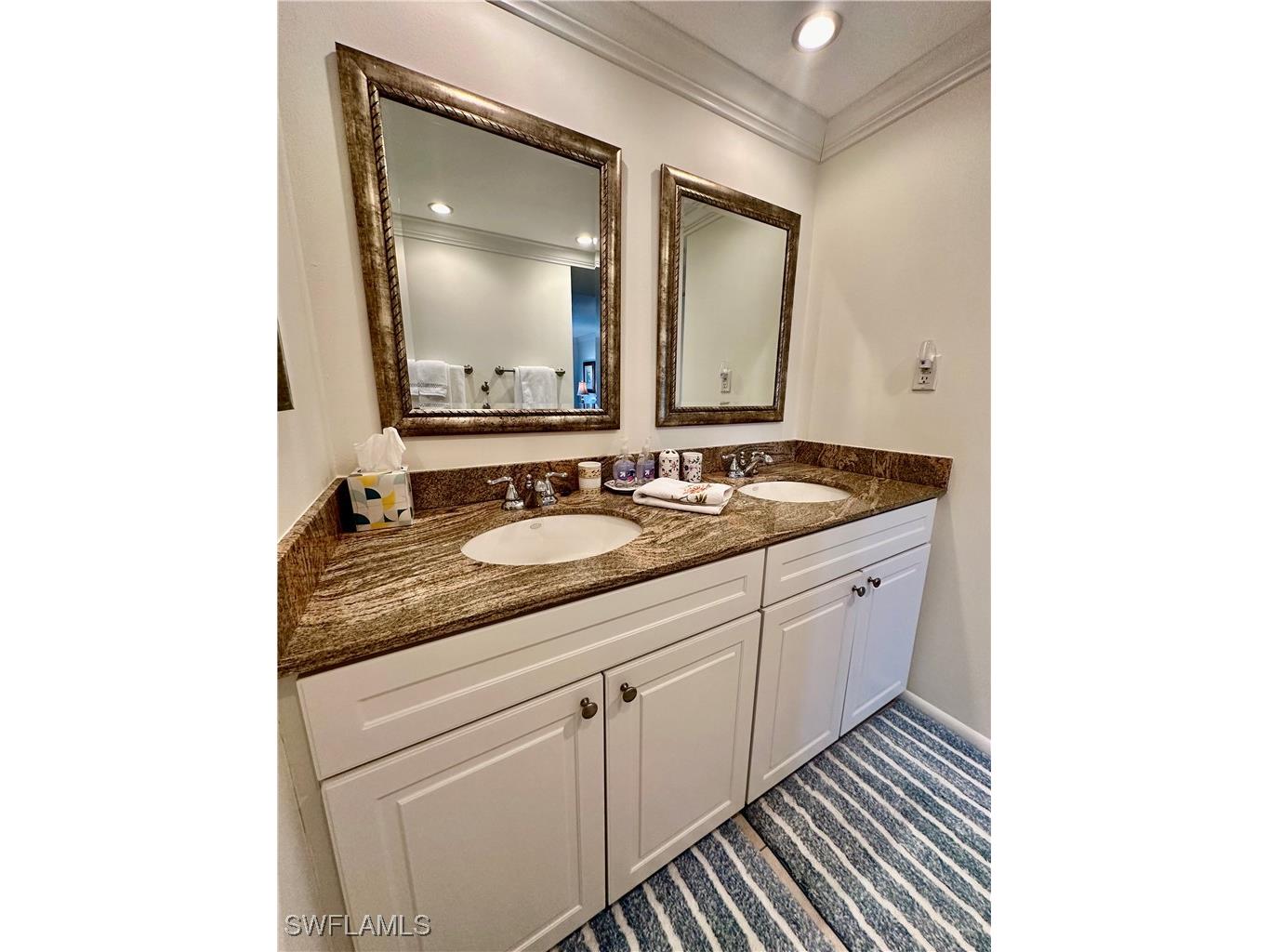 555 Park Shore Drive #B403 Naples FL 34103 225066524 image28