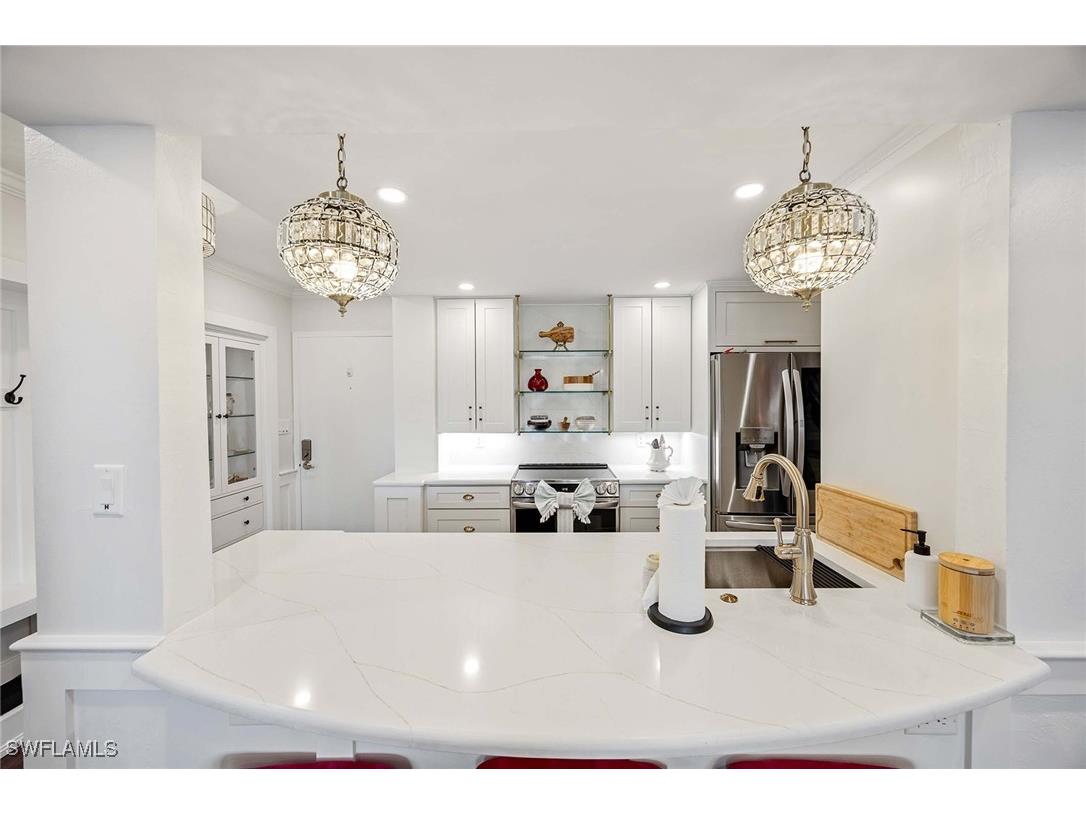 555 Park Shore Drive #B408 Naples FL 34103 225057613 image13