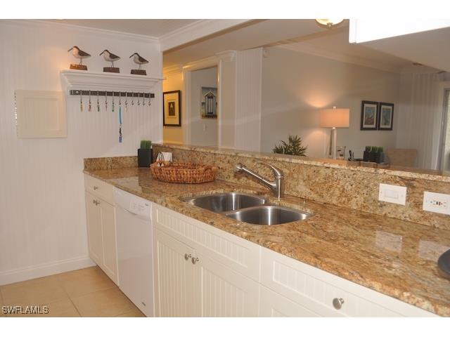 555 Park Shore Drive #B410 Naples FL 34103 225061738 image6