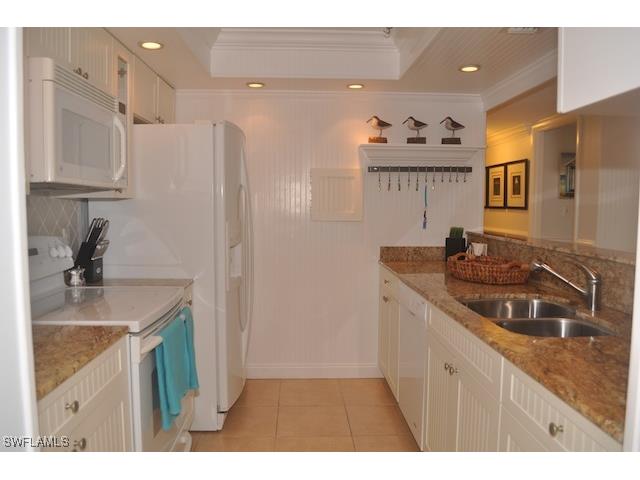 555 Park Shore Drive #B410 Naples FL 34103 225061738 image7