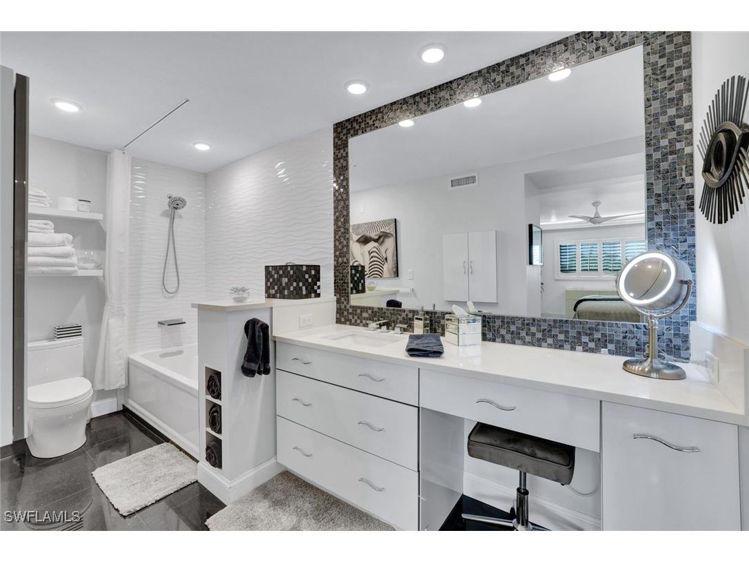 555 Park Shore Drive #B503 Naples FL 34103 225084819 image11