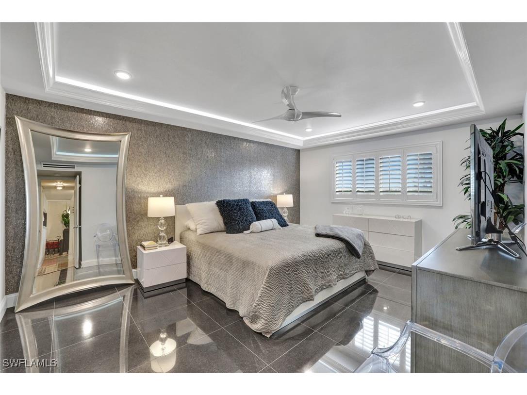 555 Park Shore Drive #B503 Naples FL 34103 225084819 image9