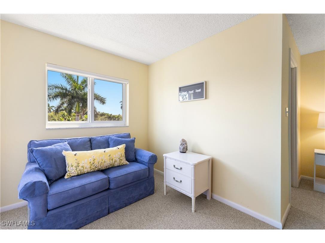 555 Park Shore Dr #B302 Naples FL 34104 225067865 image16