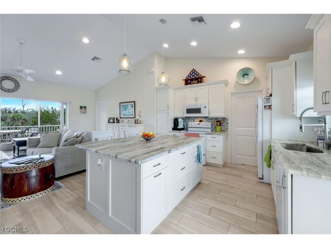 555 Piedmont Road Sanibel FL 33957 2026009182 image10
