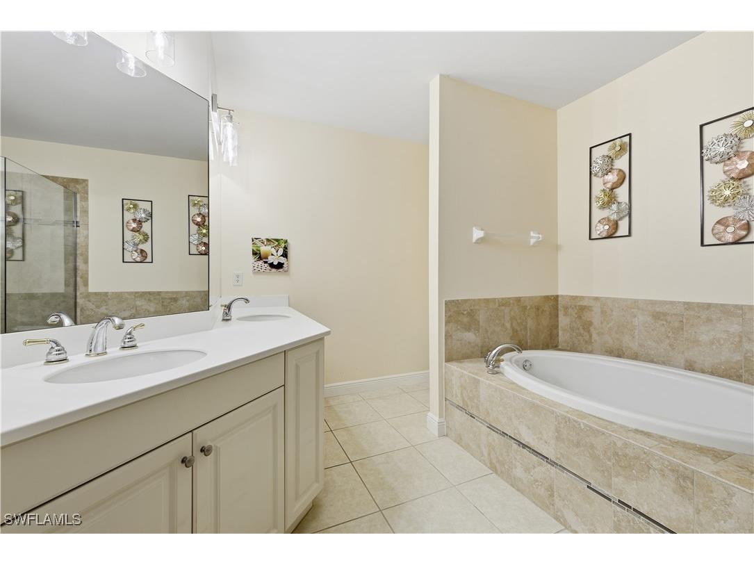 5550 Berkshire Drive #103 Fort Myers FL 33912 226002832 image8