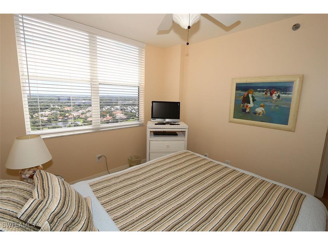 5550 Heron Point Drive #2004 Naples FL 34108 225045326 image21