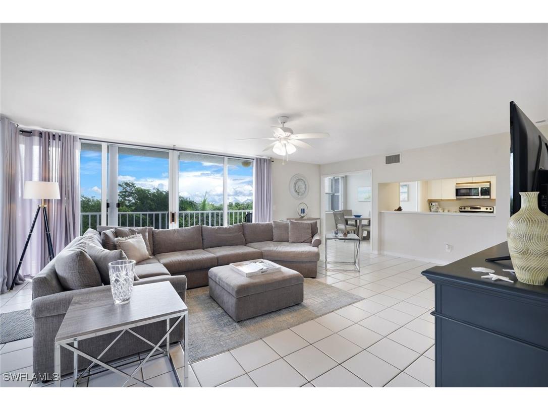 5550 Heron Point Drive #304 Naples FL 34108 225050448 image2