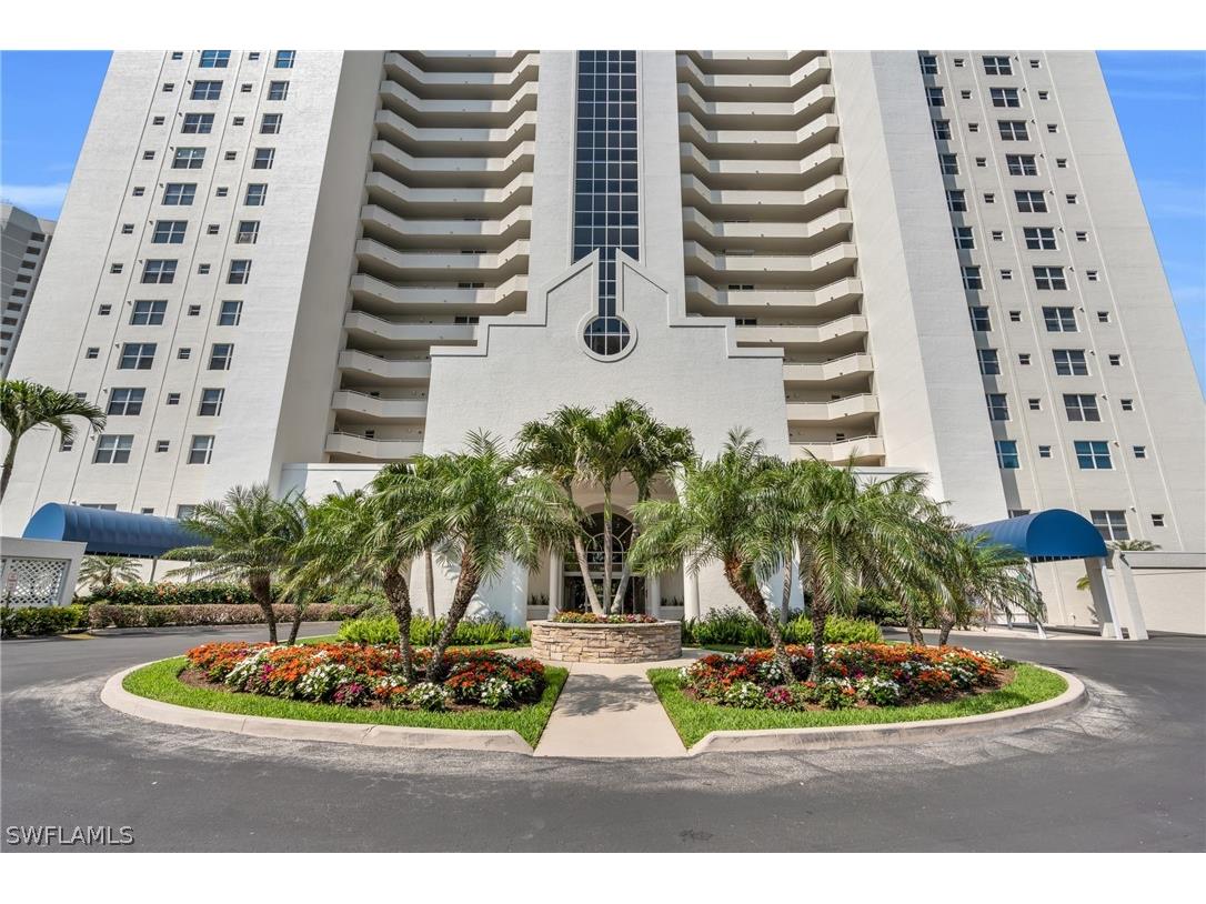 5550 Heron Point Drive #304 Naples FL 34108 226009646 image2