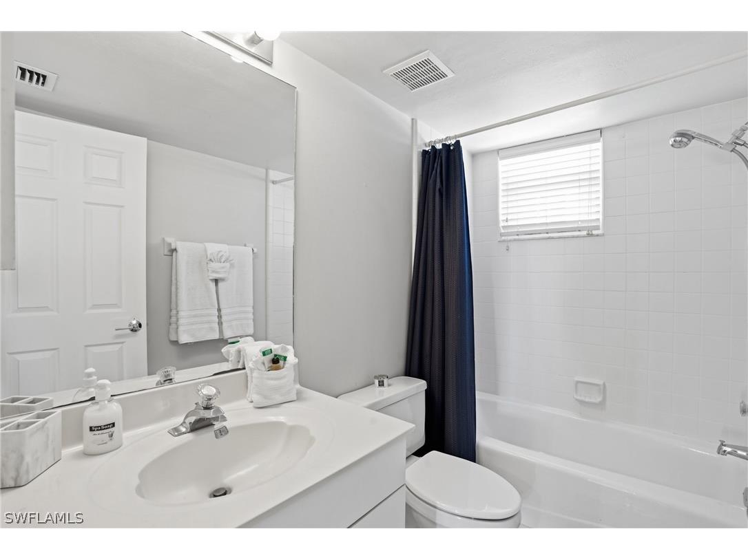 5550 Heron Point Drive #304 Naples FL 34108 226009646 image23