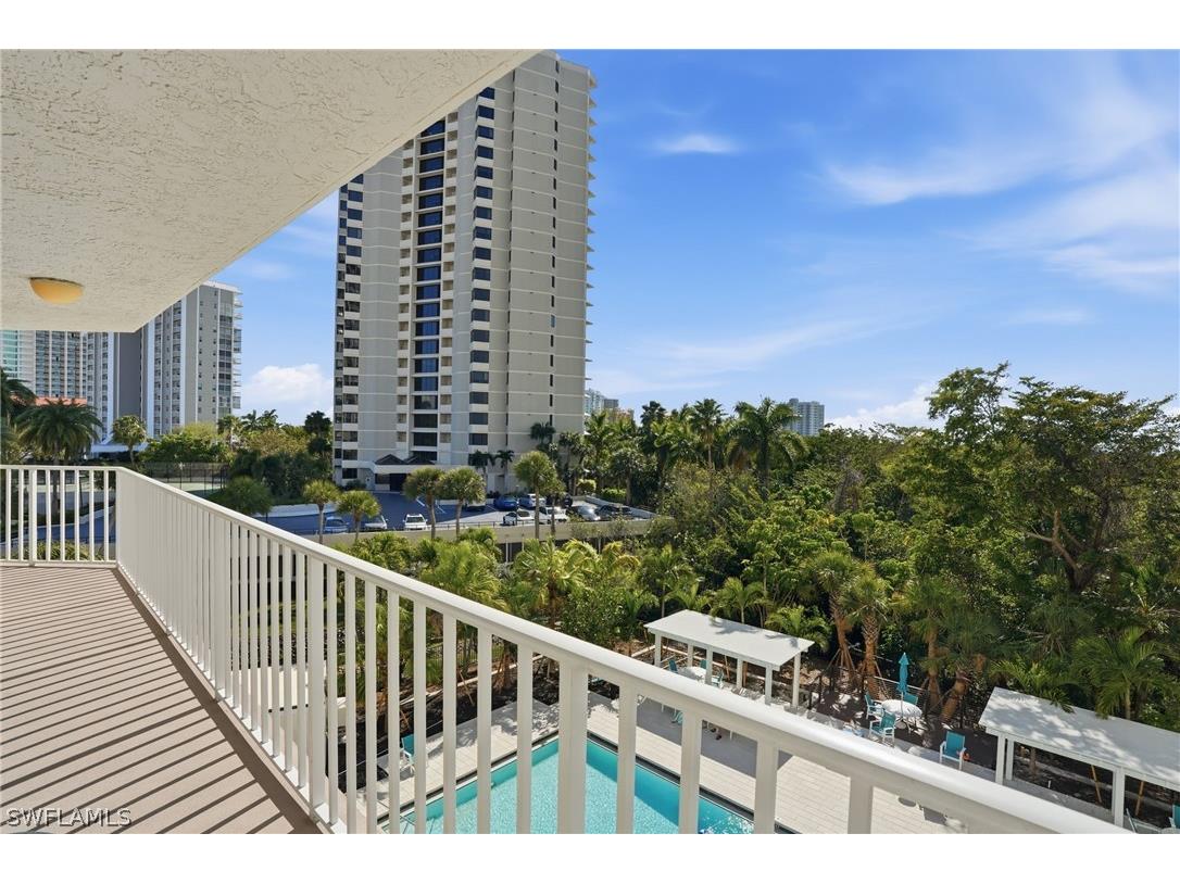5550 Heron Point Drive #304 Naples FL 34108 226009646 image30