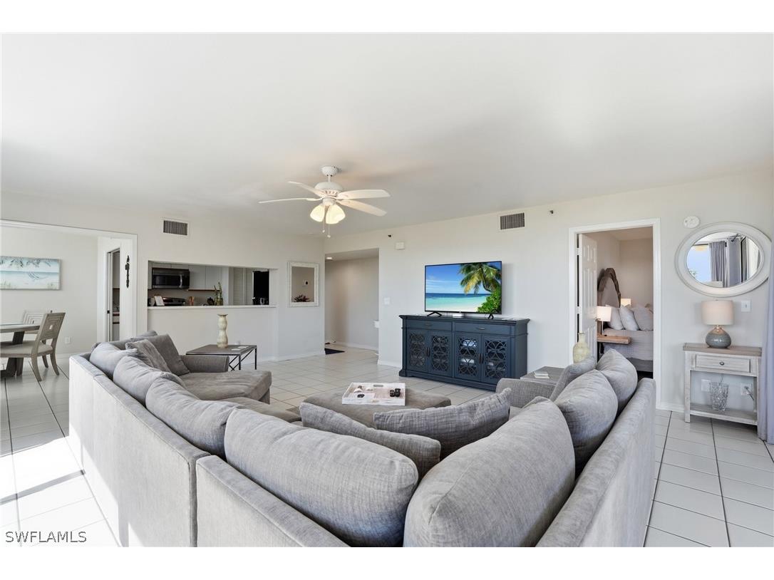 5550 Heron Point Drive #304 Naples FL 34108 226009646 image8