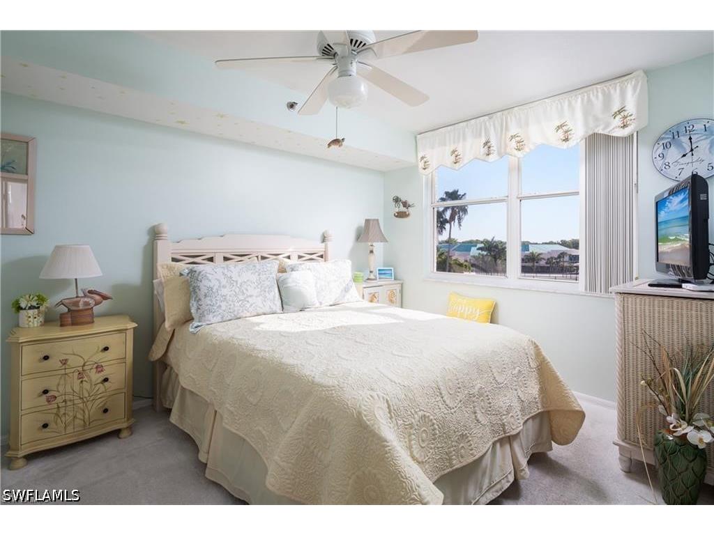 5550 Heron Point Drive #305 Naples FL 34108 226013829 image10