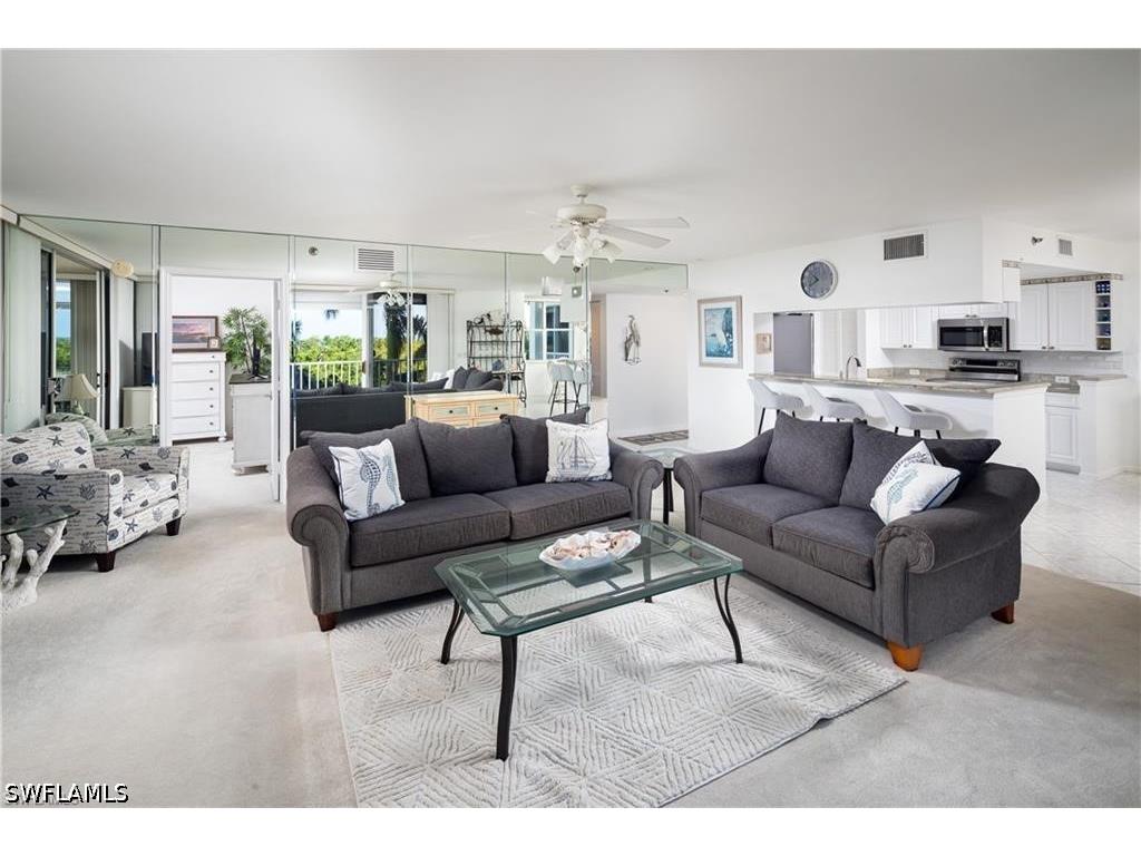 5550 Heron Point Drive #305 Naples FL 34108 226013829 image4