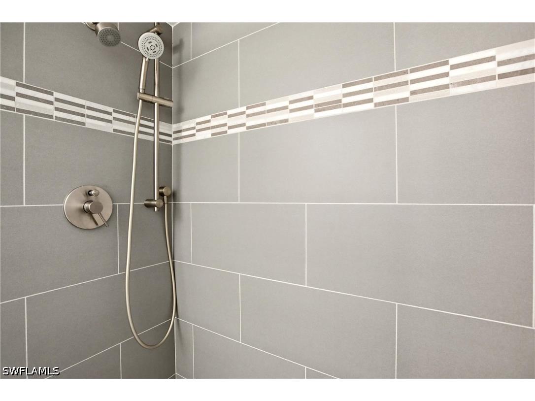 5550 Heron Point Drive #503 Naples FL 34108 226019615 image24