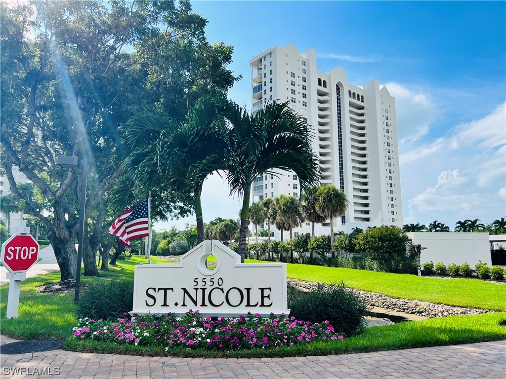 5550 Heron Point Drive #704 Naples FL 34108 223068463 image1