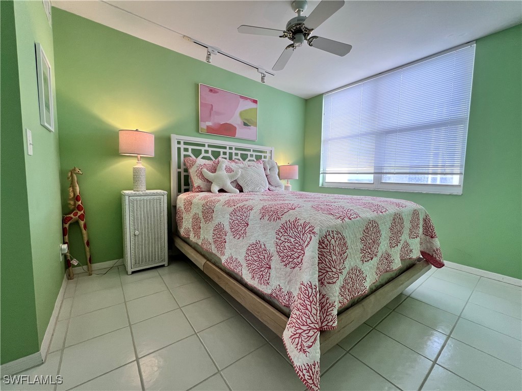 5550 Heron Point Drive #704 Naples FL 34108 225064773 image12