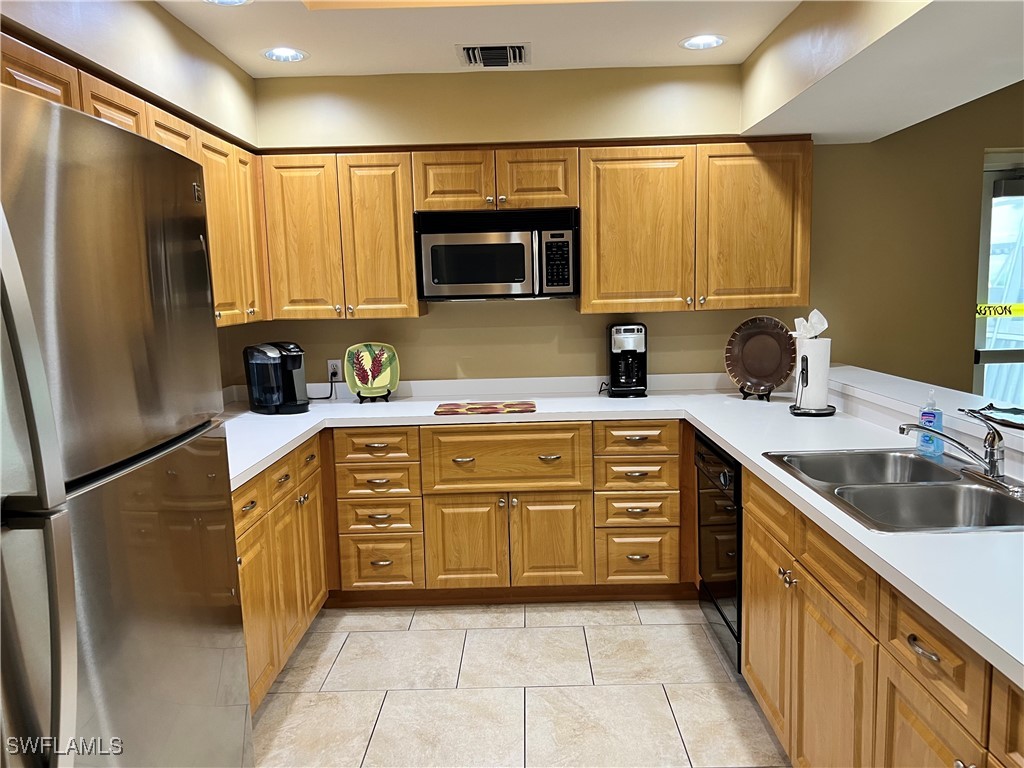 5550 Heron Point Drive #704 Naples FL 34108 225064773 image24