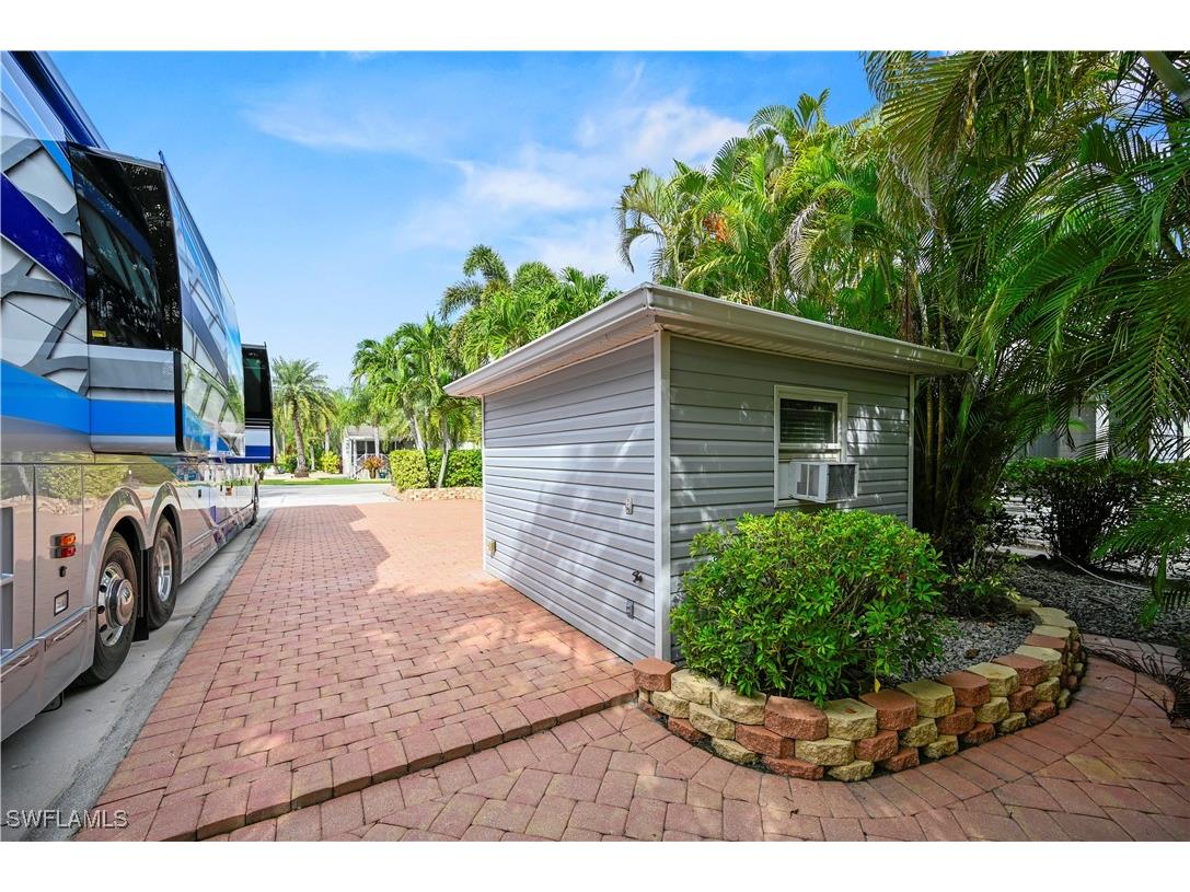 5551 Brightwood Drive Fort Myers FL 33905 225071839 image7