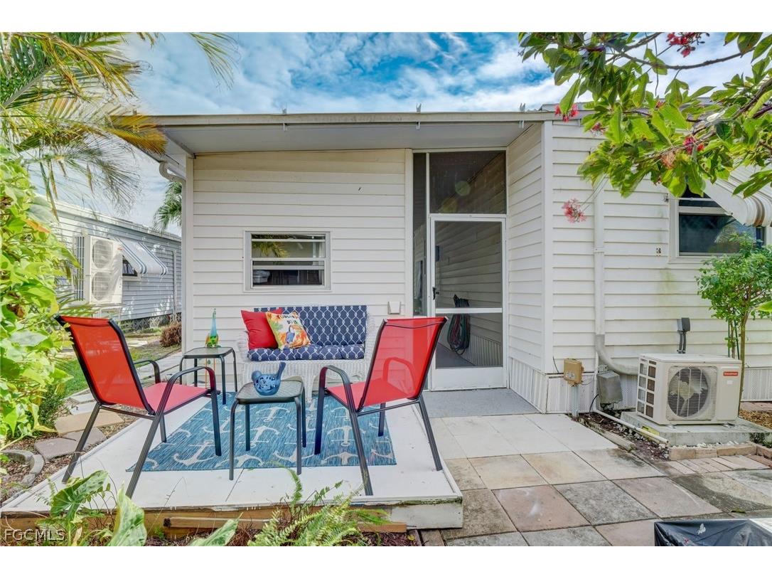 5554 Sir Walter Way North Fort Myers FL 33917 2026011132 image34