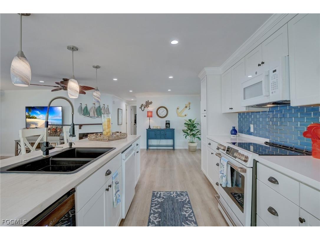 5554 Sir Walter Way North Fort Myers FL 33917 2026011132 image8