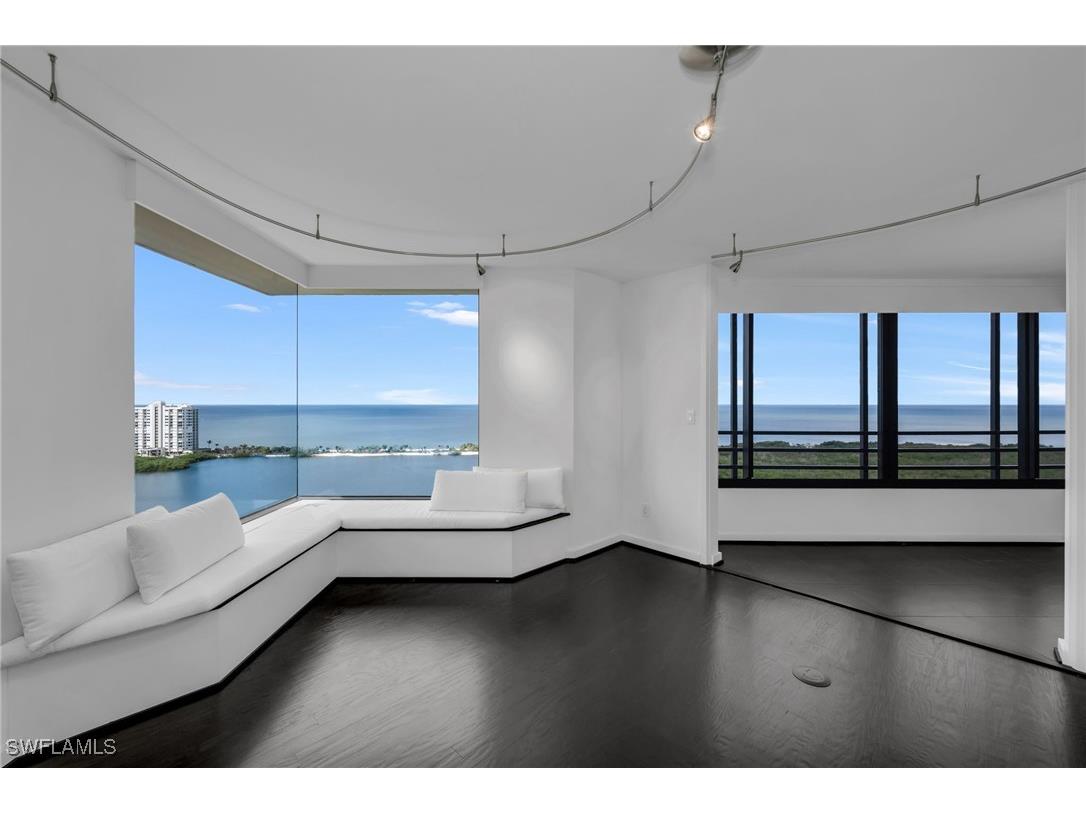 5555 Heron Point Drive #2101 Naples FL 34108 225075625 image15