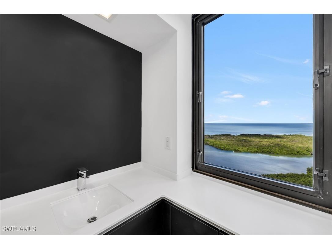 5555 Heron Point Drive #2101 Naples FL 34108 225075625 image30