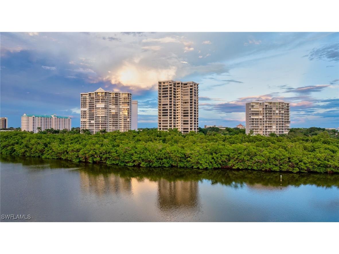 5555 Heron Point Drive #2101 Naples FL 34108 225075625 image34