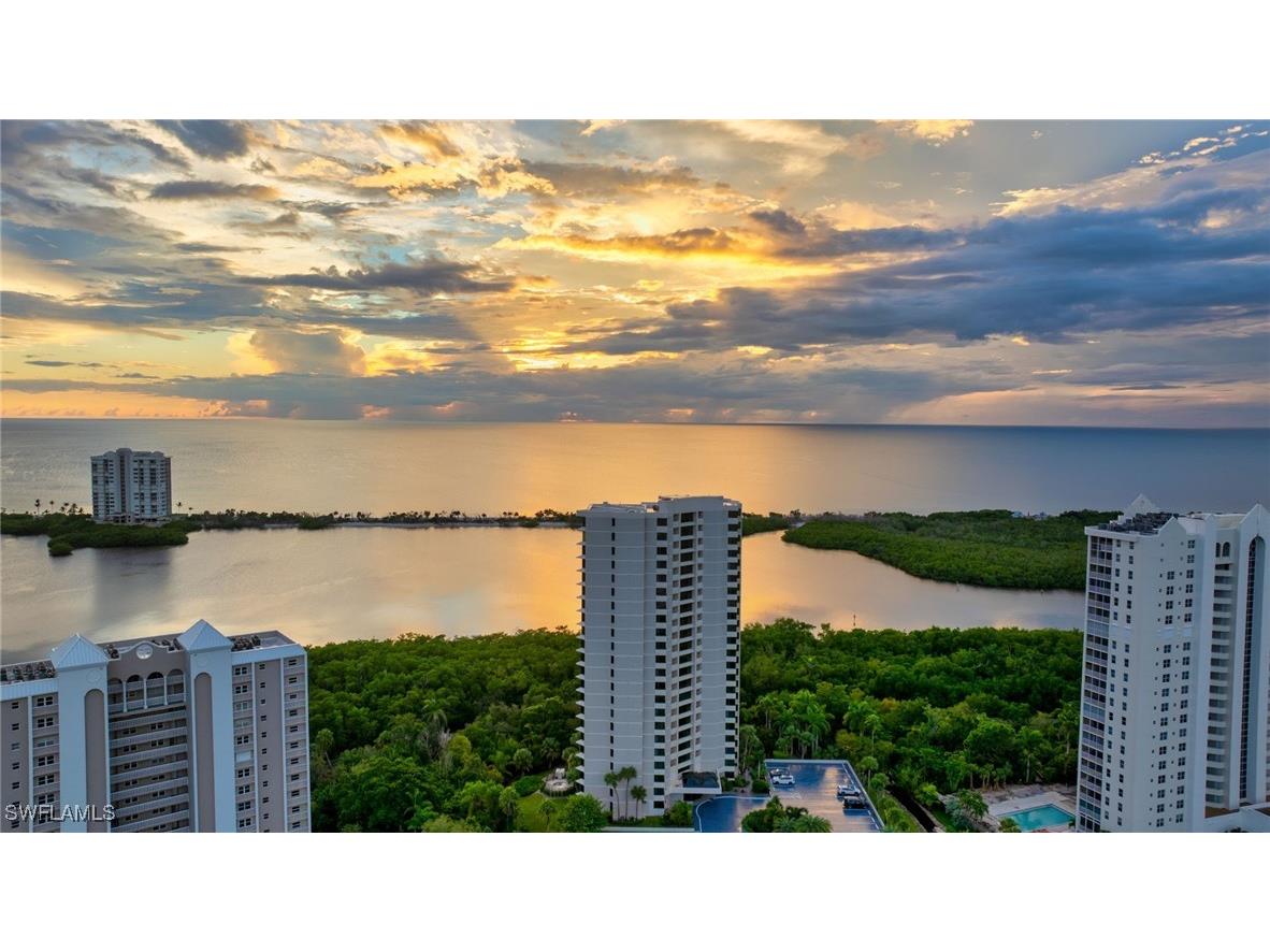 5555 Heron Point Drive #2101 Naples FL 34108 225075625 image6