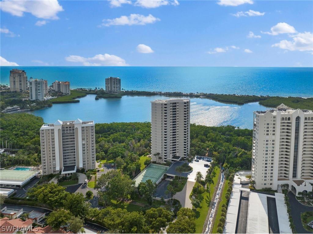 5555 Heron Point Drive #302 Naples FL 34108 226008629 image4