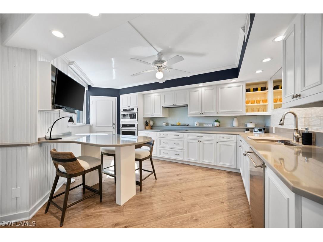 5555 Heron Point Drive #302 Naples FL 34108 226008629 image9