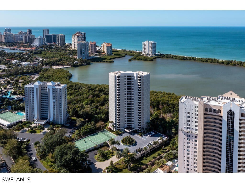 5555 Heron Point Drive #902 Naples FL 34108 226021783 image12