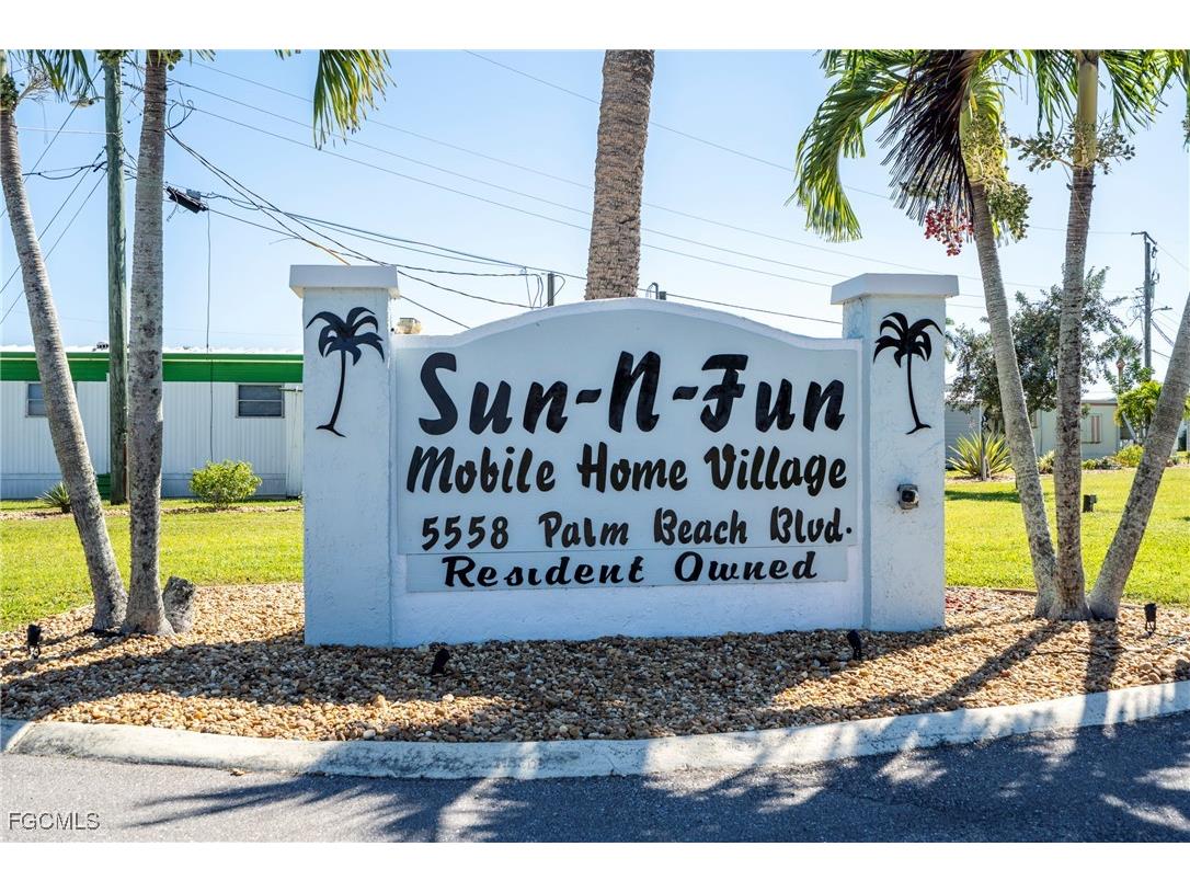 5558 Palm Beach Boulevard #14 Fort Myers FL 33905 2025020564 image25