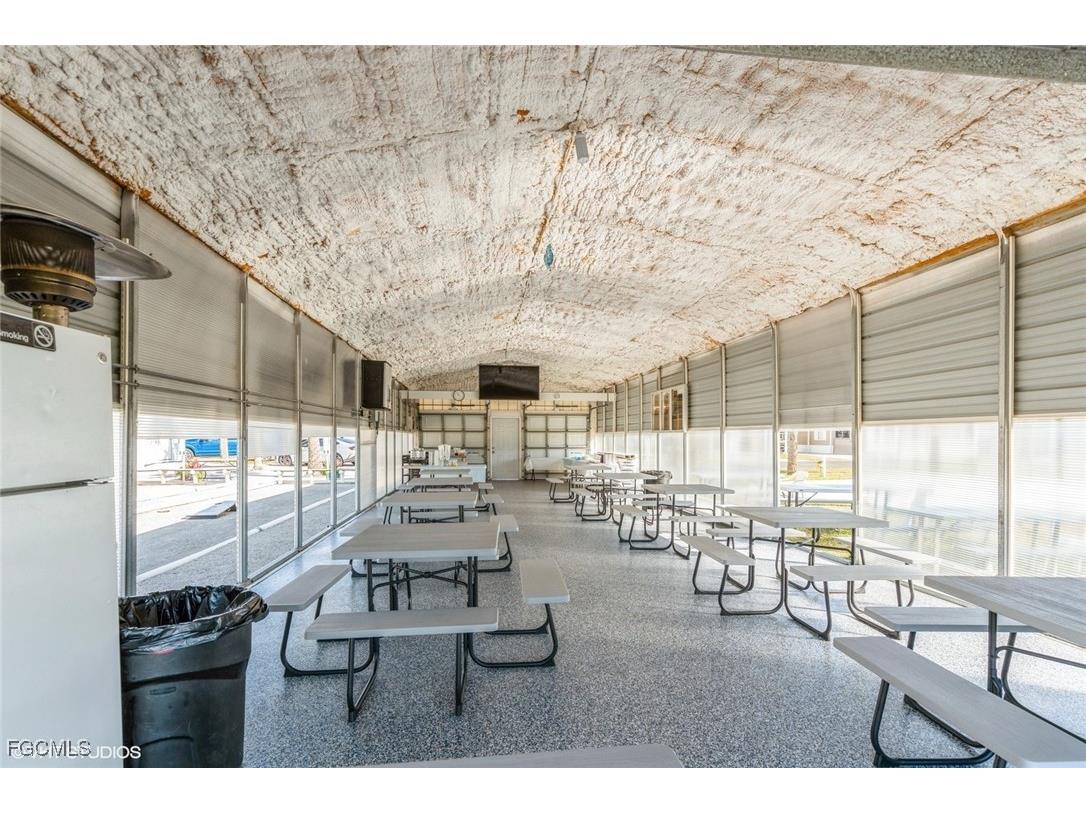 5558 Palm Beach Boulevard #14 Fort Myers FL 33905 2025020564 image32