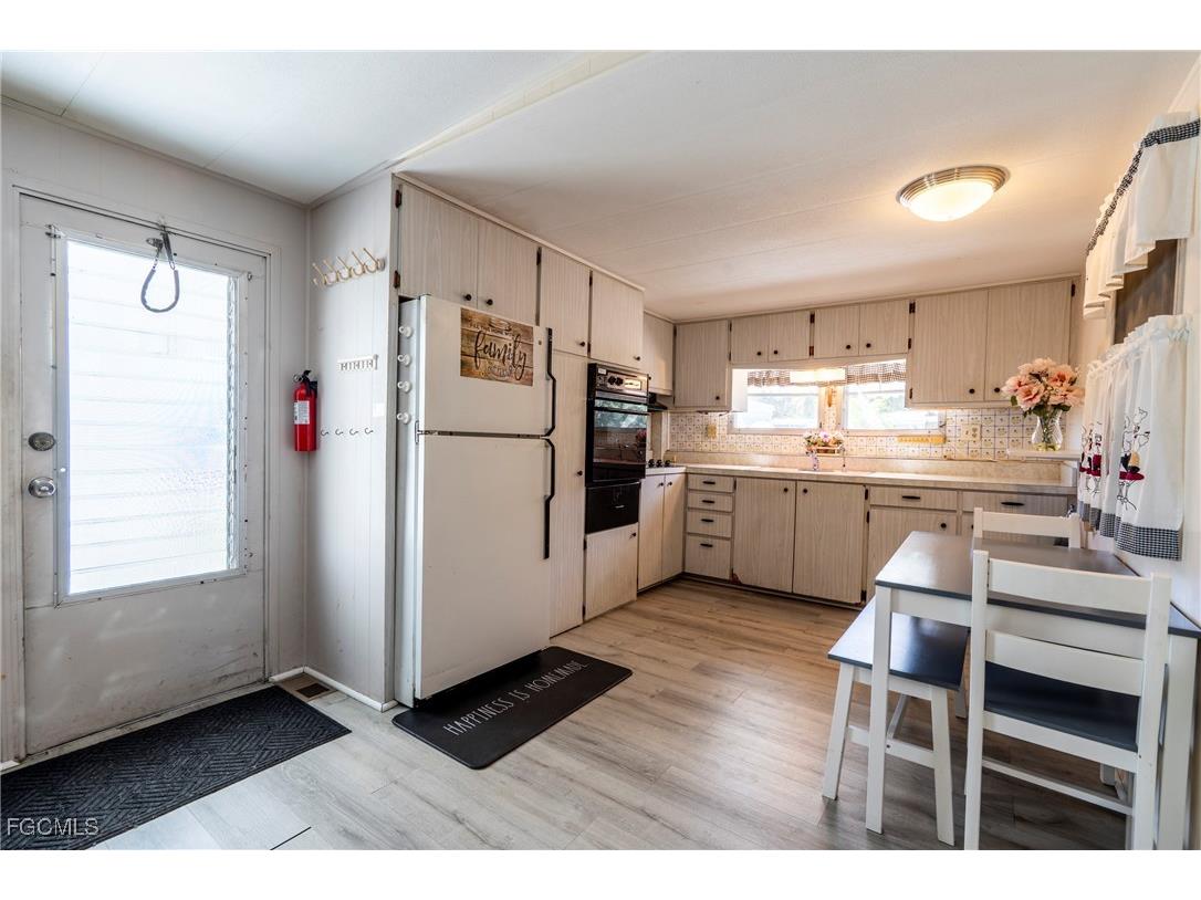 5558 Palm Beach Boulevard #14 Fort Myers FL 33905 2025020564 image6