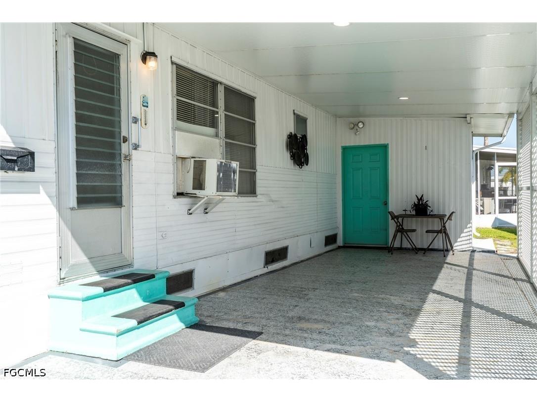 5558 Palm Beach Boulevard #14 Fort Myers FL 33905 2026021648 image4