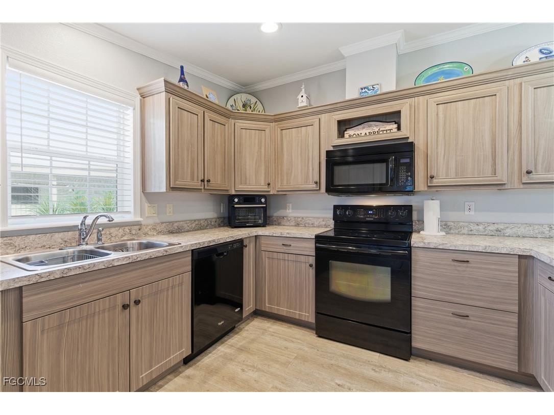 5558 Palm Beach Boulevard #249 Fort Myers FL 33905 2025025546 image1