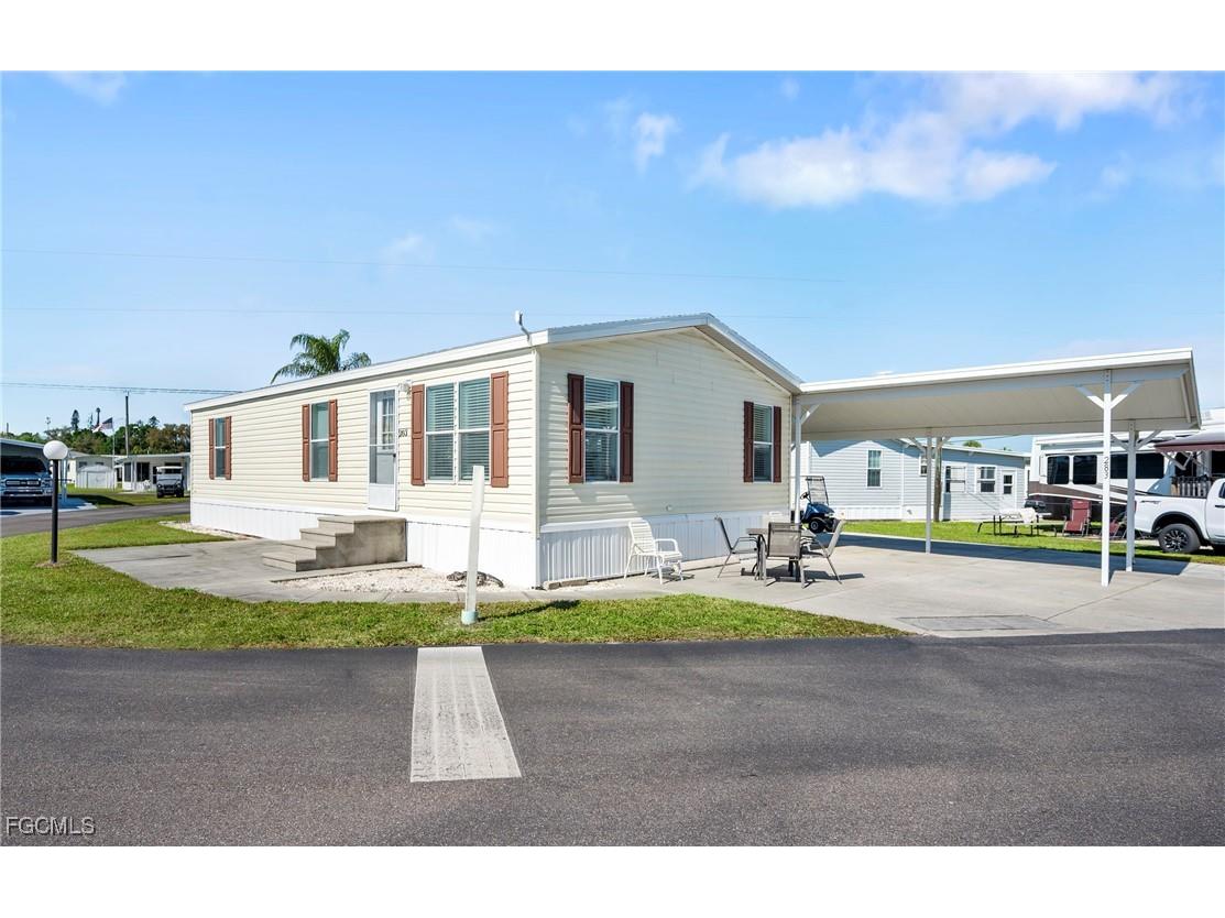 5558 Palm Beach Boulevard #283 Fort Myers FL 33905 2025009533 image1