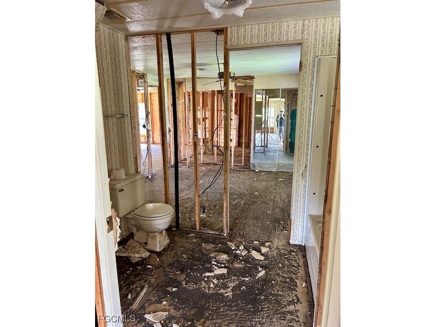 5558 Palm Beach Boulevard #325 Fort Myers FL 33905 2025010670 image20