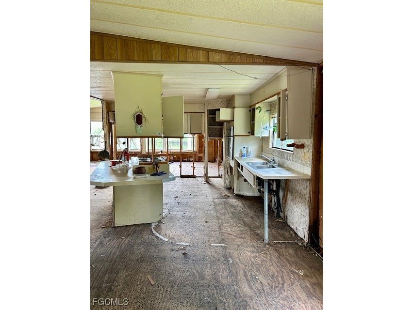 5558 Palm Beach Boulevard #325 Fort Myers FL 33905 2025010670 image26