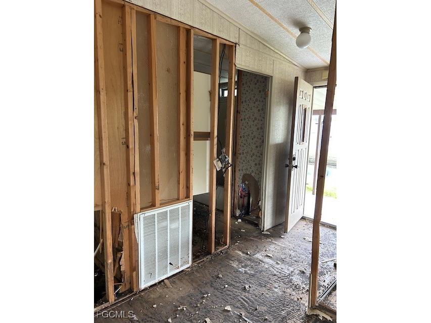 5558 Palm Beach Boulevard #325 Fort Myers FL 33905 2025010670 image39