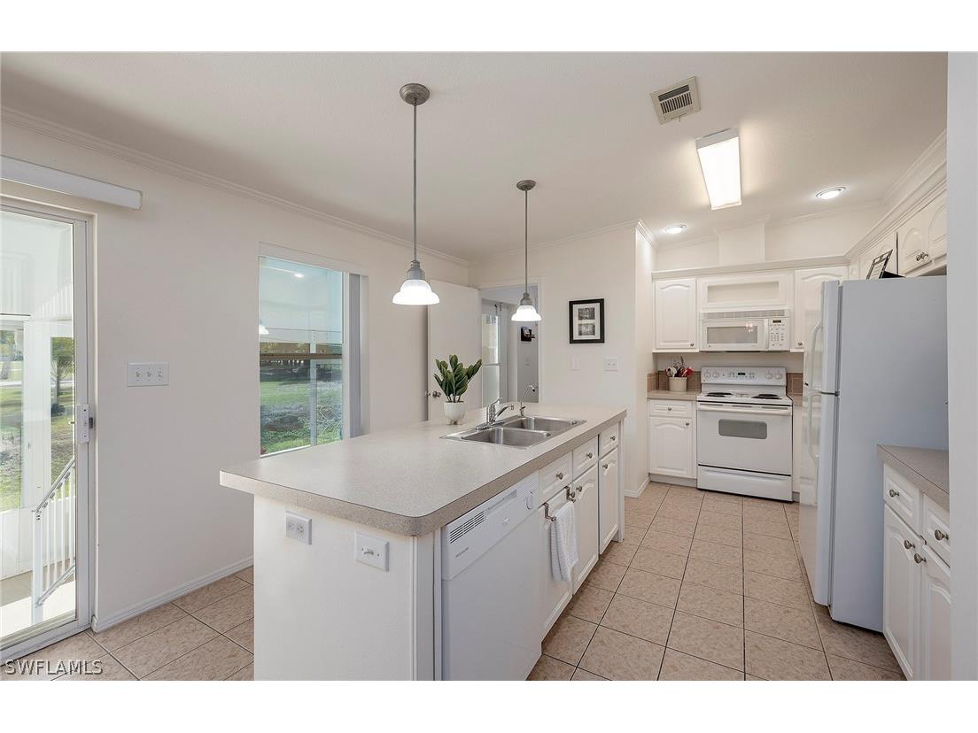 5558 Palm Beach Boulevard #416 Fort Myers FL 33905 224023028 image1