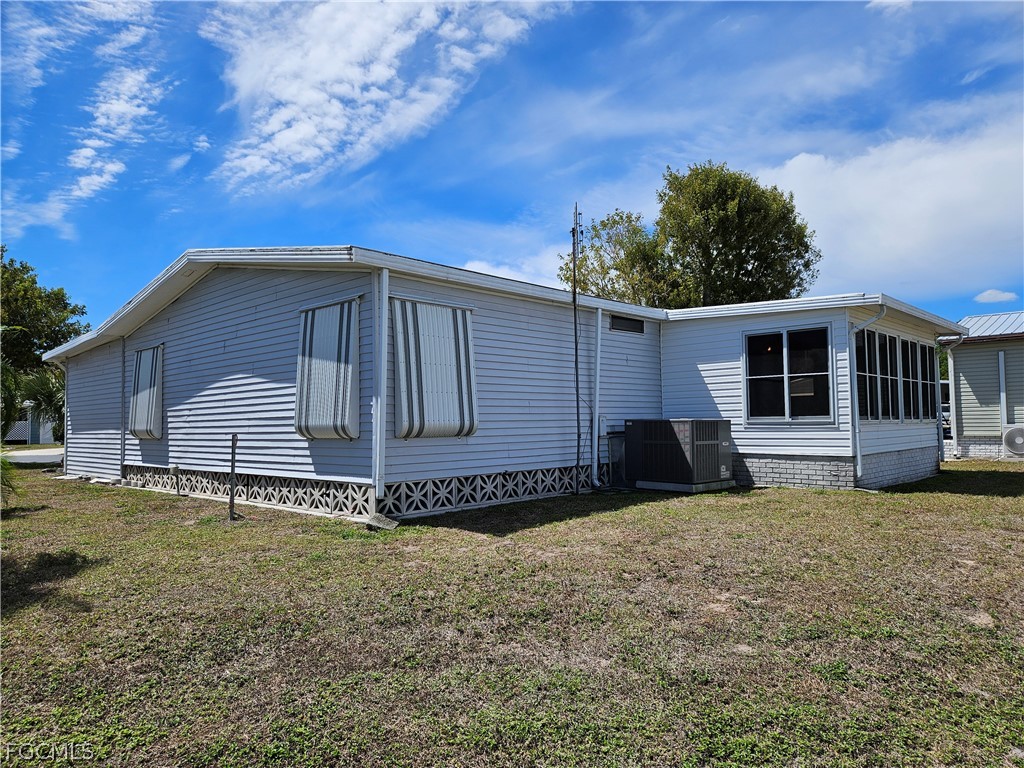 5558 Palm Beach Boulevard #428 Fort Myers FL 33905 2026012462 image3
